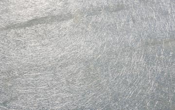 Up Sydling laminate fibreglass or shingles?